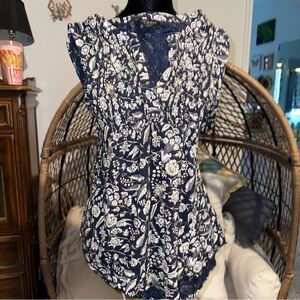 lucky brand Floral Navy and White Women's Top